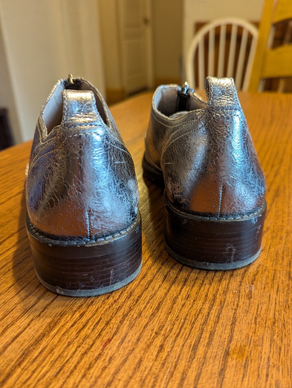 Louise Et Cie Metallic Silver Lo-fadi Zip-Front Shoes - Picture 3 of 8